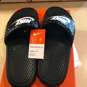 Women’s  Ike Benassi JDI size 9